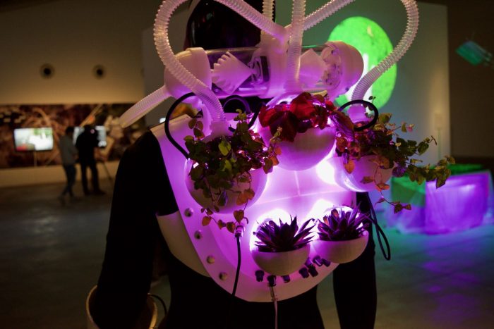 Symbiotic Interaction - Eco-Visionarios - Laboral